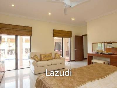 WATER GARDENS : Beautiful Design 3 Bed Pool Villa.