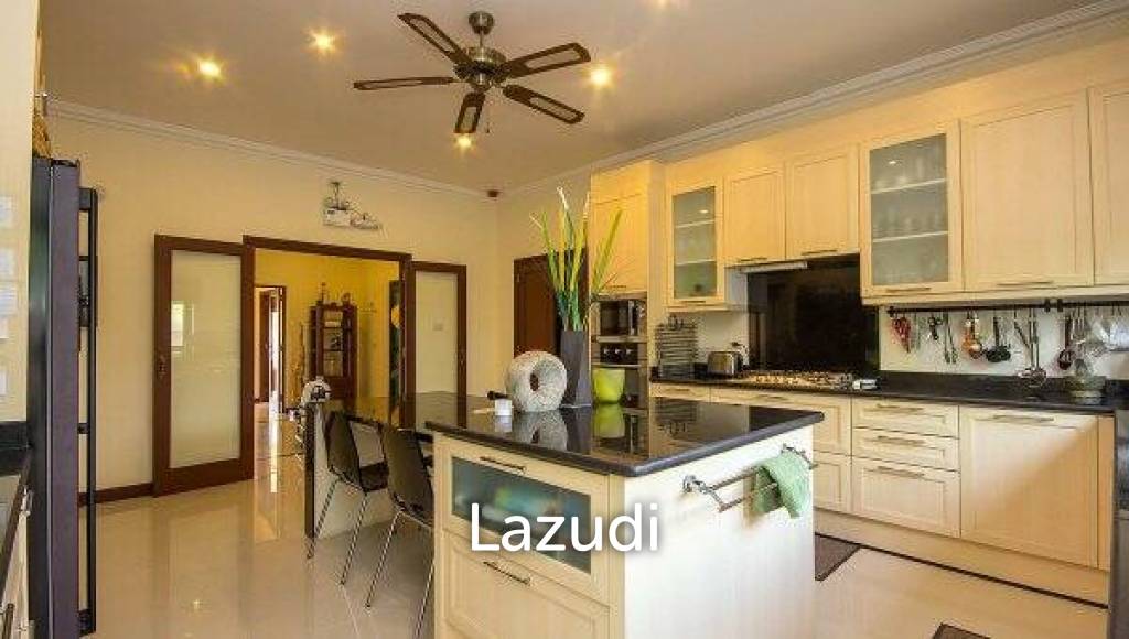 Villa 3 ห้องนอนที่ The Water Gardens หัวหิน ราคากลาง