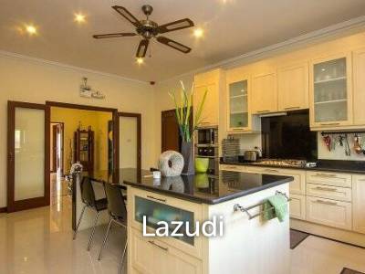 WATER GARDENS : Beautiful Design 3 Bed Pool Villa.