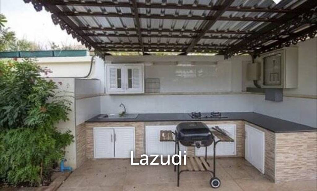 1,028 Sqm 6 Bed 5 Bath Villa For Sale