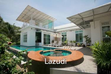 3 Bed 4 Bath Villa For Sale