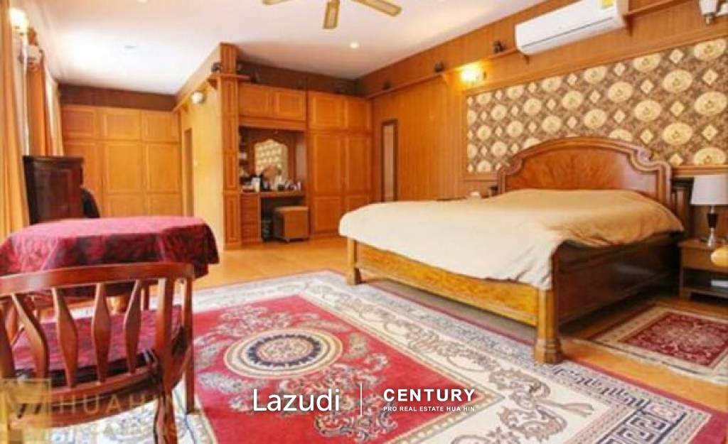TAMARIND GARDENS: Luxury 5 Bed Pool Villa