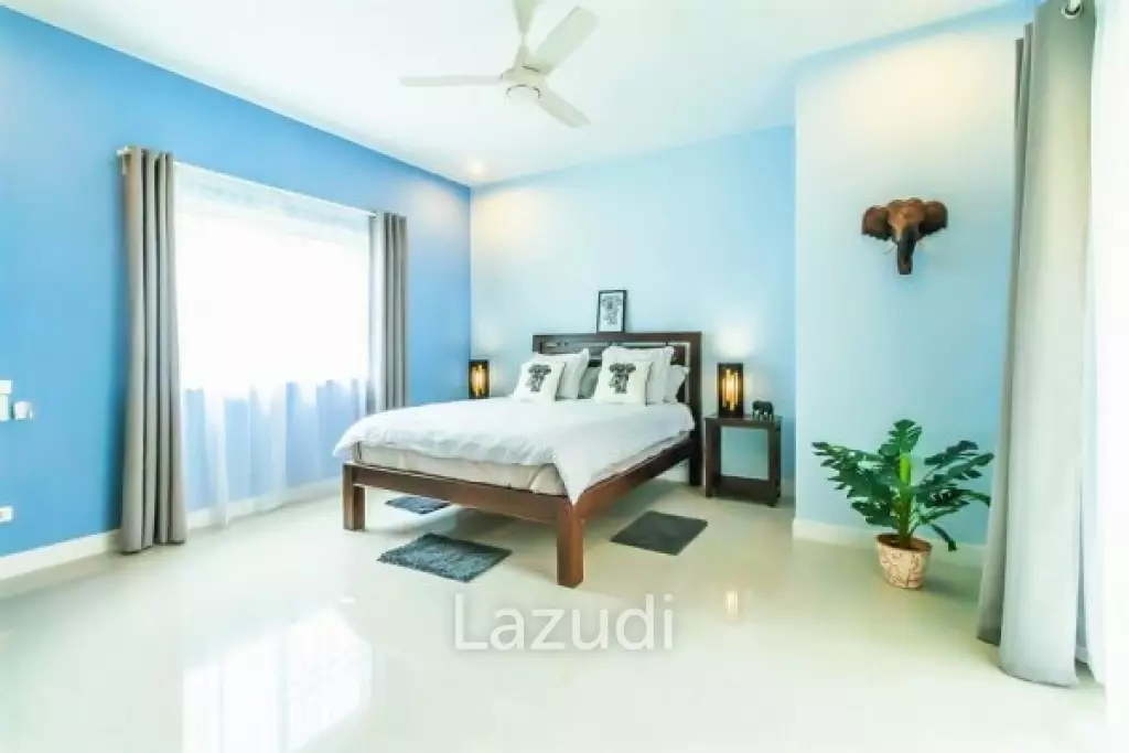 Great Quality 4 Bed Pool Villa near Dolphin Bay Beach