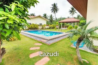 Great Quality 4 Bed Pool Villa near Dolphin Bay Beach