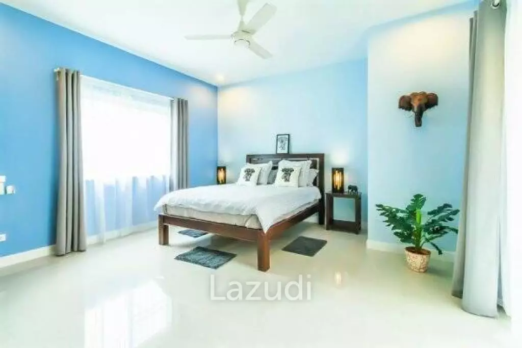 Great Quality 4 Bed Pool Villa near Dolphin Bay Beach