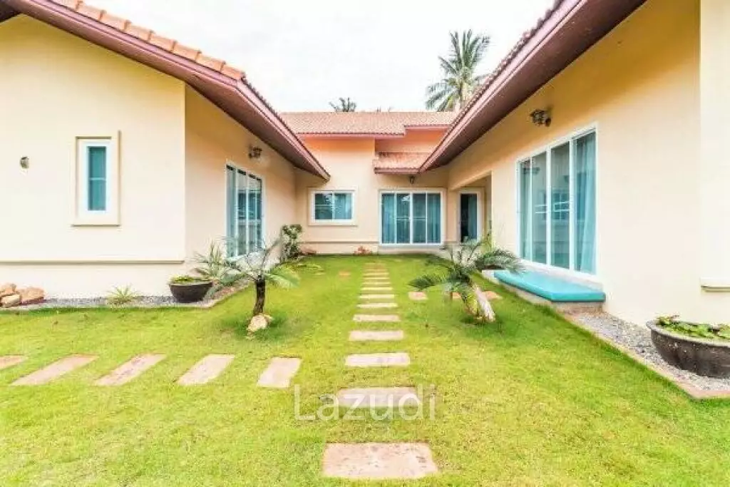 Great Quality 4 Bed Pool Villa near Dolphin Bay Beach