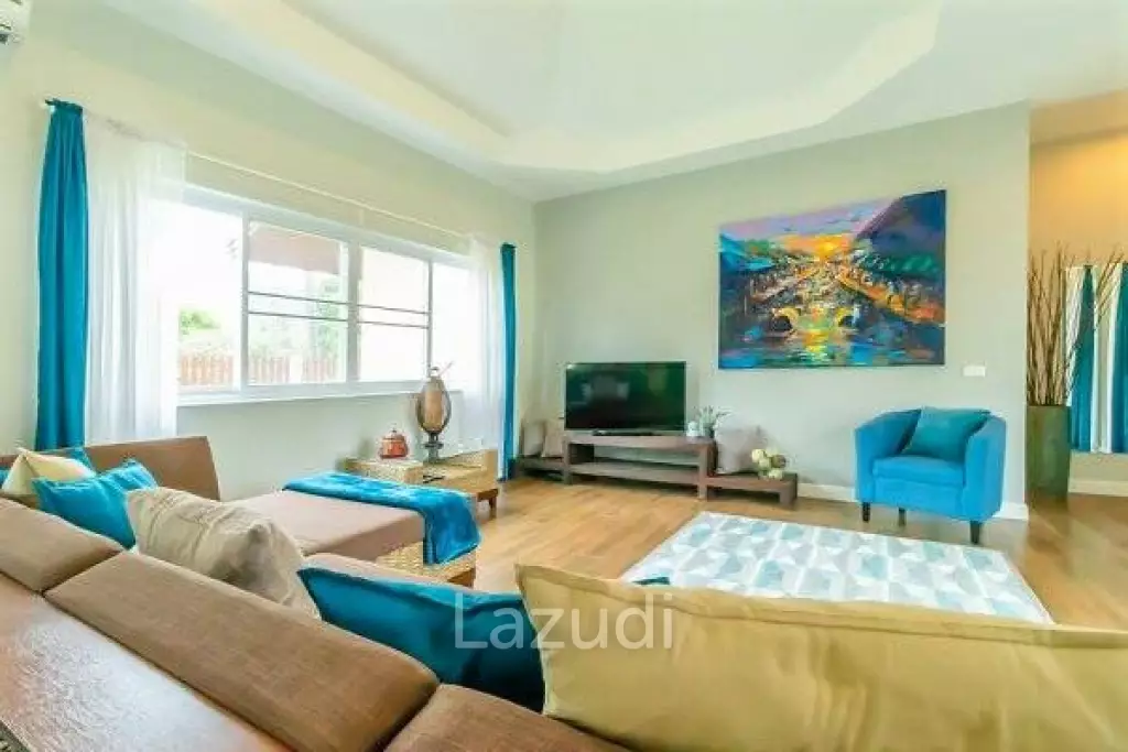 Great Quality 4 Bed Pool Villa near Dolphin Bay Beach