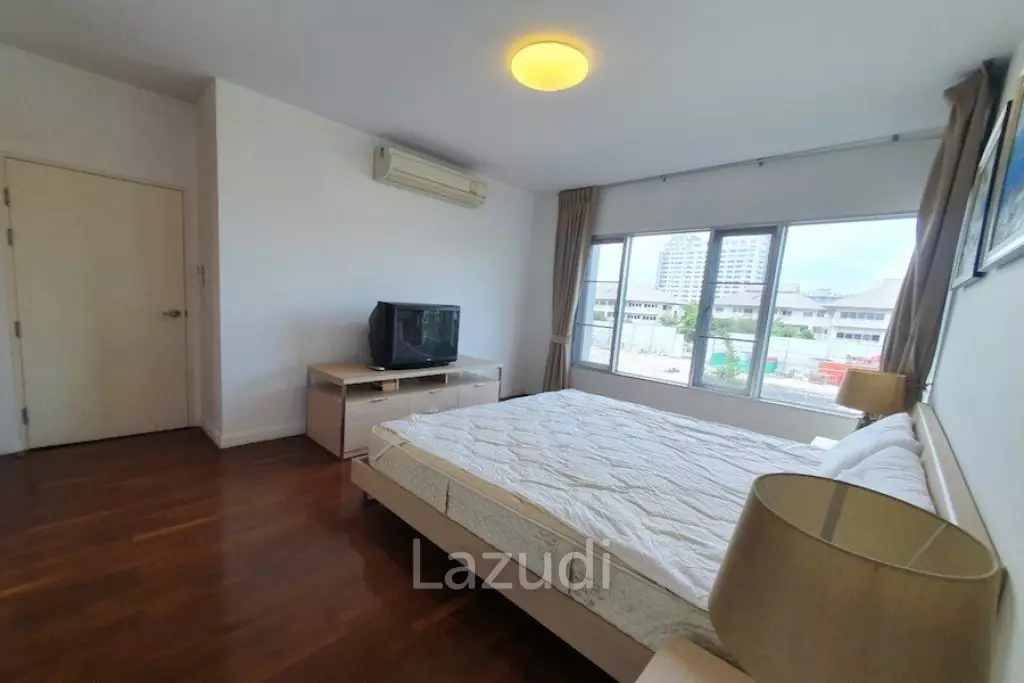 2 Bed 2 Bath 75 SQM, Baan Sandao Condo