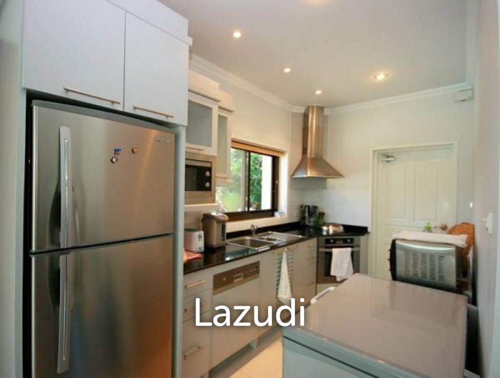 1,350 Sqm 4 Bed 4 Bath Villa For Sale