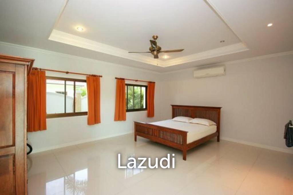 1,350 Sqm 4 Bed 4 Bath Villa For Sale