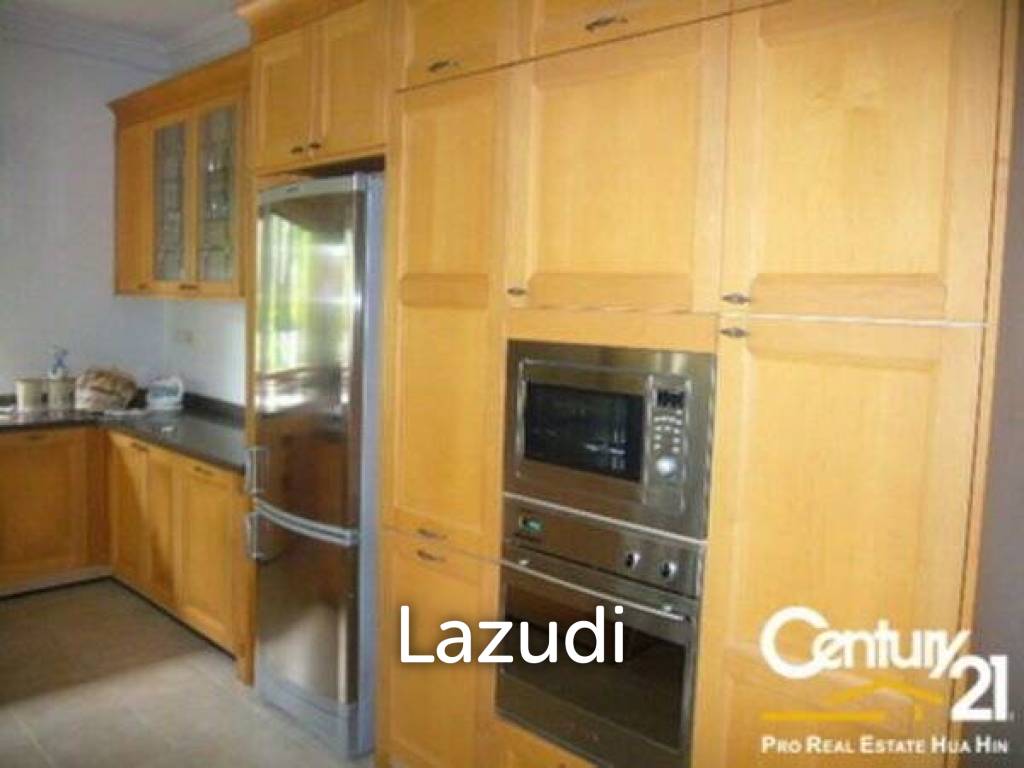 1,200 ตร.ม 4 เตียง 4 อาบน้ำ วิลล่า For ขาย