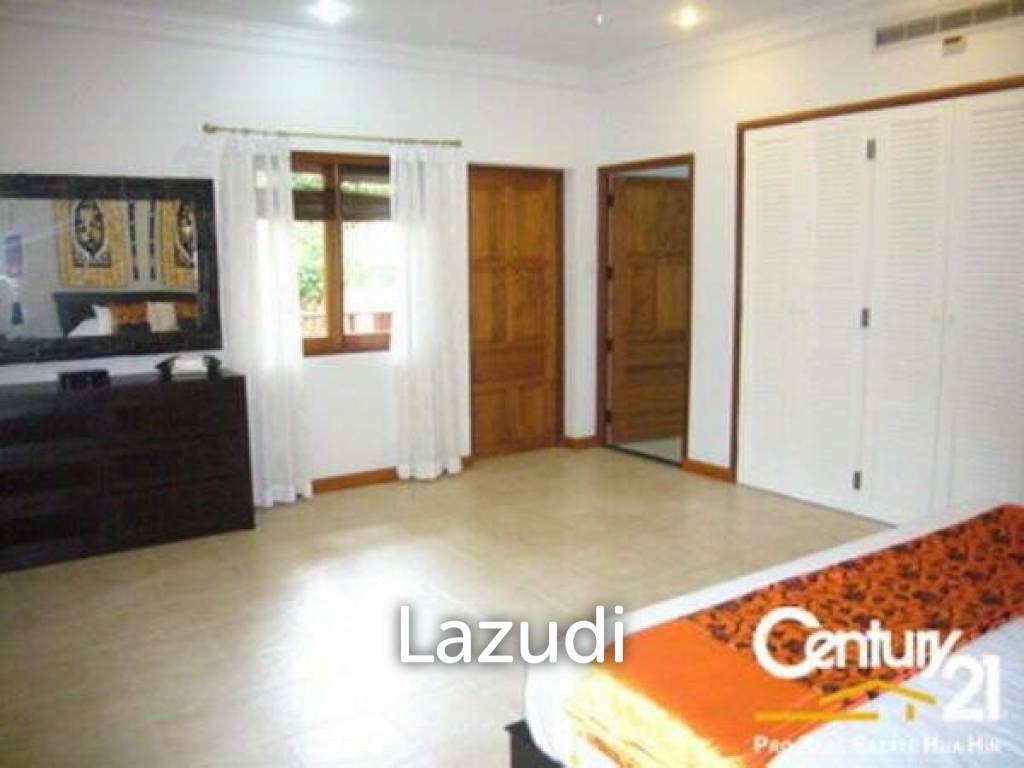 1,200 ตร.ม 4 เตียง 4 อาบน้ำ วิลล่า For ขาย