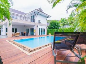 Heights 2 : Superb 3 Bedroom 2 storey Pool Villa with great views