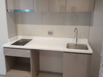 Life Sukhumvit 62 / Condo For Sale / 1 Bedroom / 38 SQM / BTS Bang Chak / Bangkok
