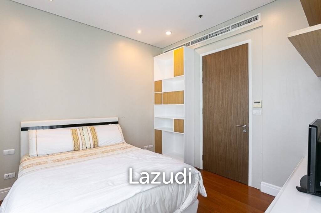 2 Bed 1 Bath 69 SQ.M. Bright Sukhumvit 24