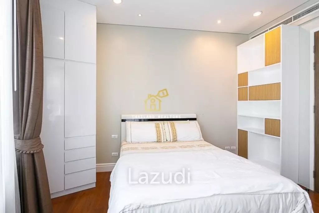 2 Bed 1 Bath 69 SQ.M. Bright Sukhumvit 24