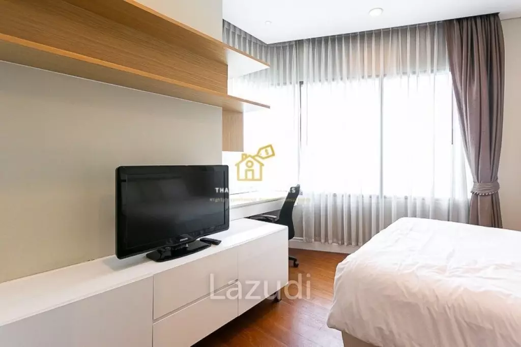 2 Bed 1 Bath 69 SQ.M. Bright Sukhumvit 24