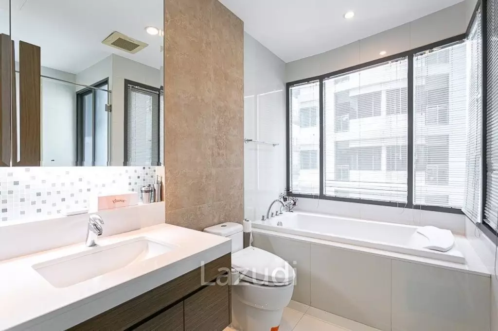 2 Bed 1 Bath 69 SQ.M. Bright Sukhumvit 24