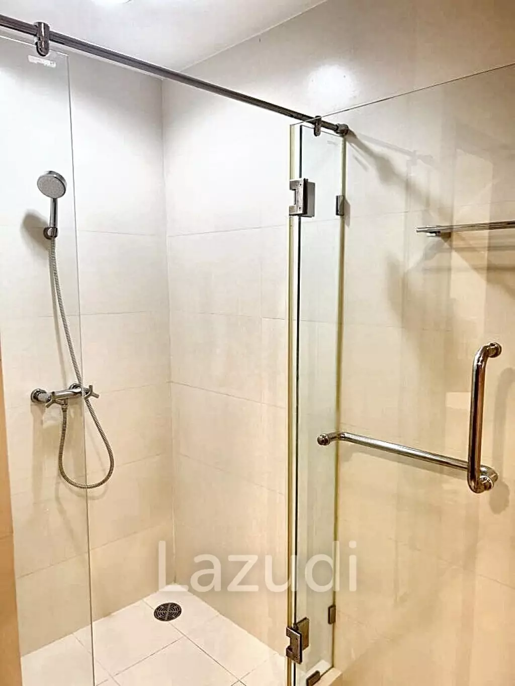 2 Bed 2 Bath 75 SQ.M The Address Sukhumvit 42