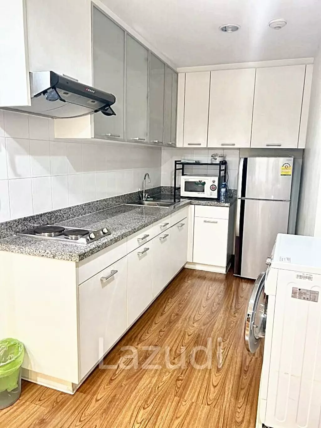2 Bed 2 Bath 75 SQ.M The Address Sukhumvit 42