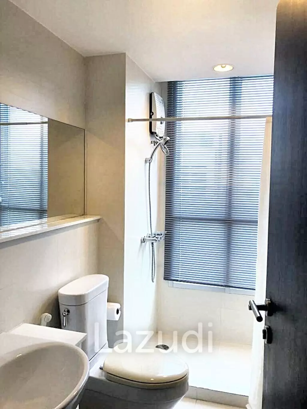 2 Bed 2 Bath 75 SQ.M The Address Sukhumvit 42