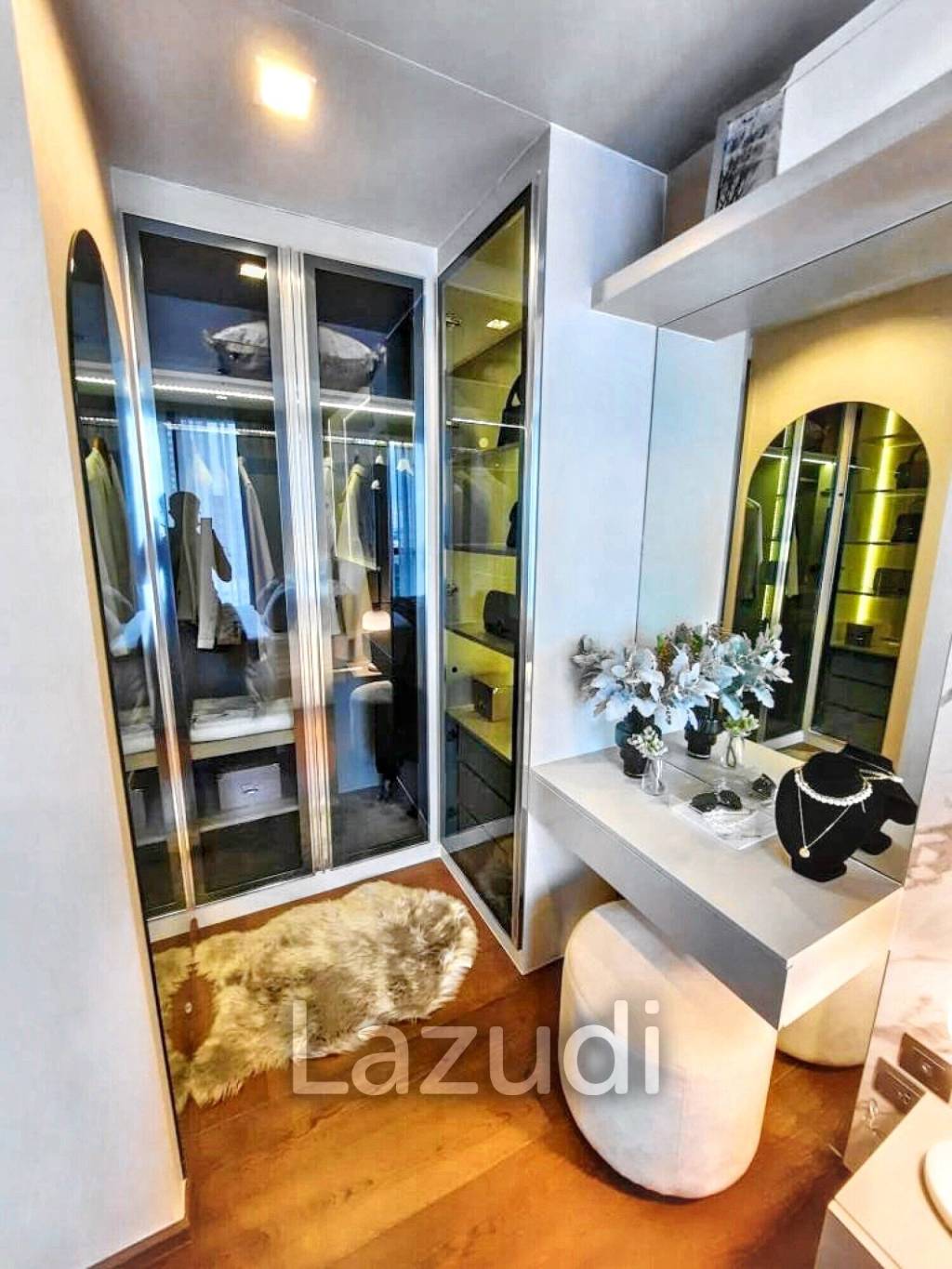 1 Bed plus 48.85SQM Ideo Q Sukhumvit 36