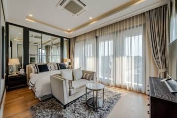 Unit 025, 4 bed 390sq.m Artale Ekkamai - Ramintra