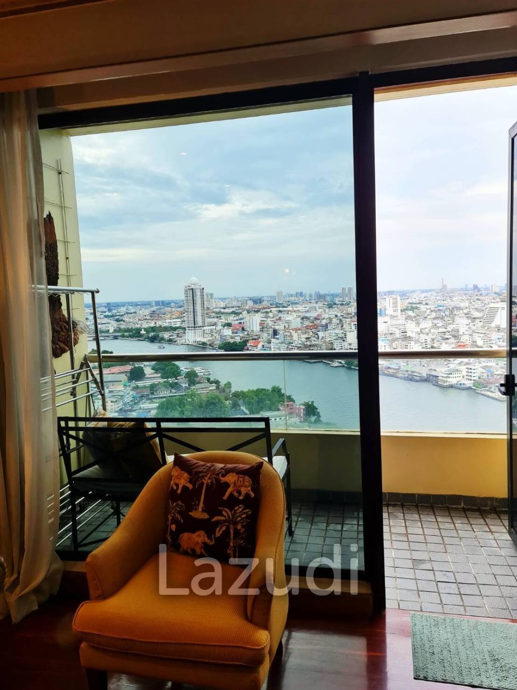 1 Bed 1 Bath 64 SQ.M. Baan Chao Praya