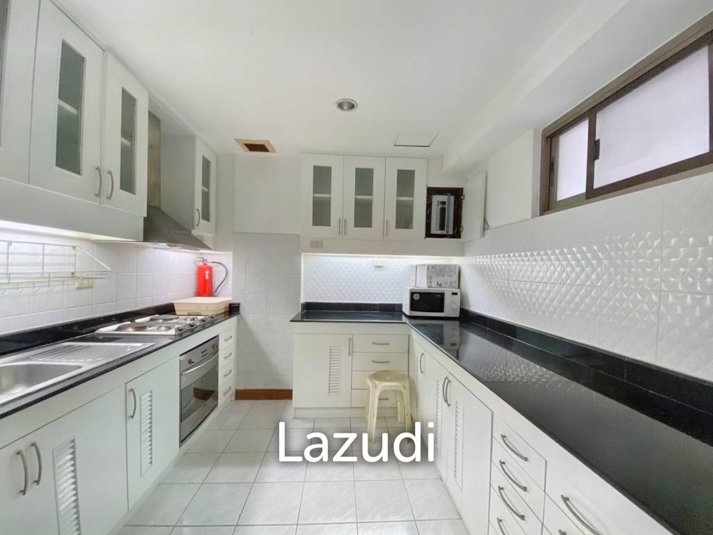 2 Bed 2 Bath 140 SQ.M. Royal Castle Sukhumvit