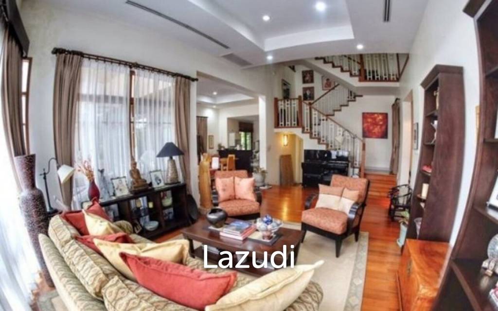 4 Bed 3 Bath  400 SQ.M Baan Sansiri Sukhumvit 67