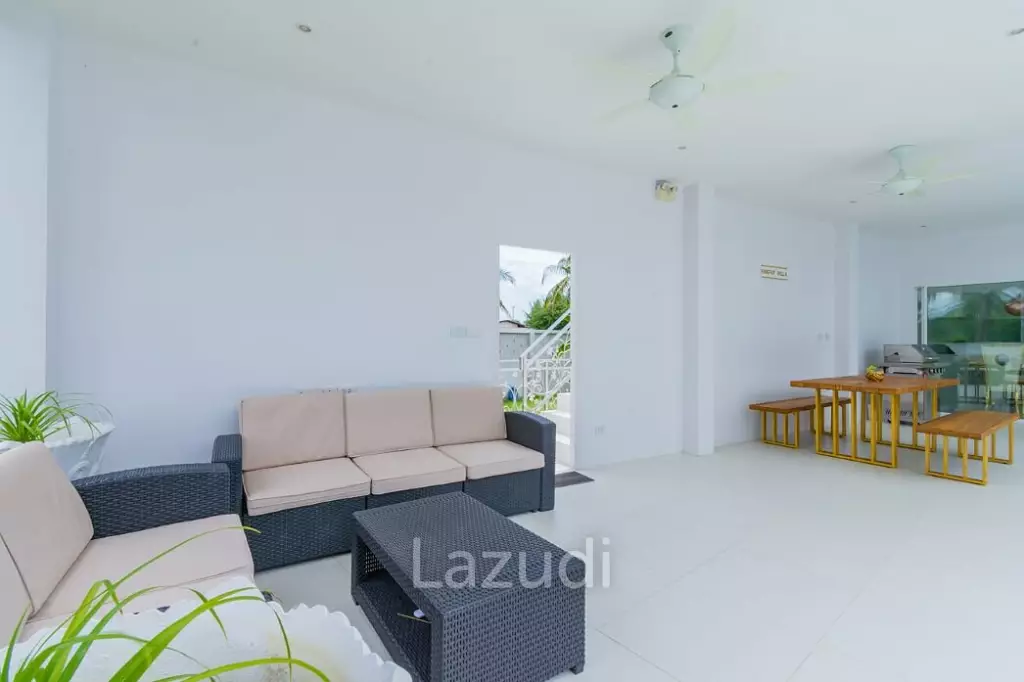 Well Designed Modern 4 Bed pool Villa on large land plot and near the beach.