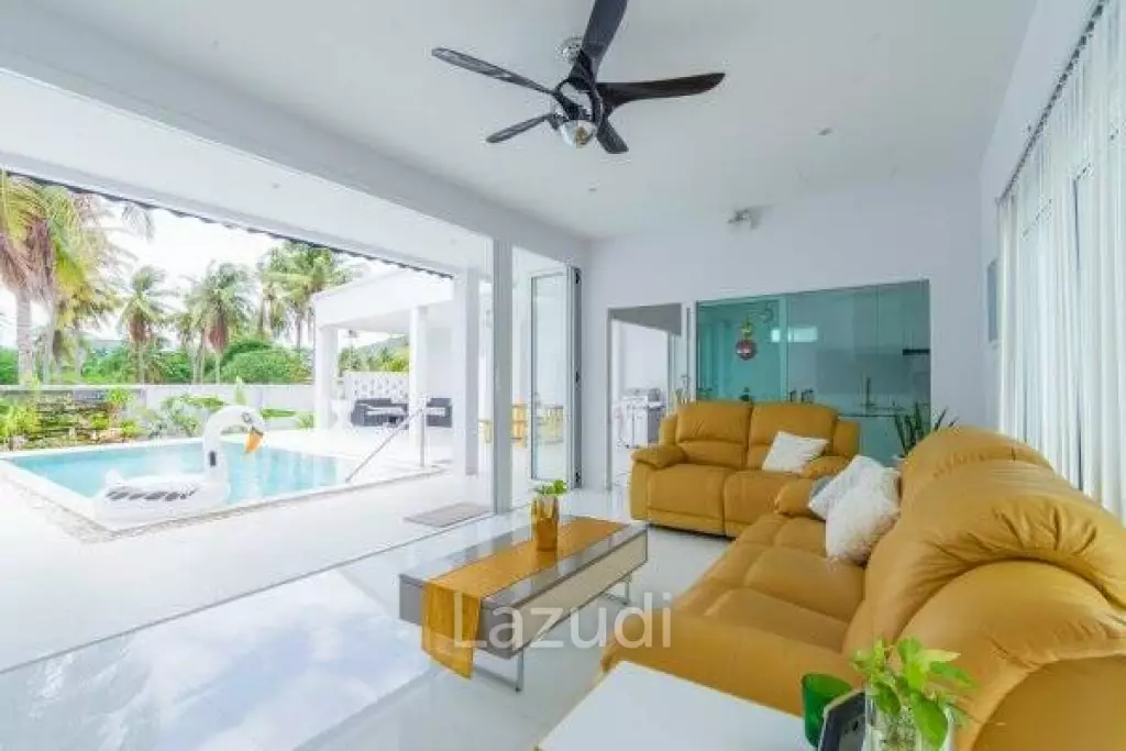 Well Designed Modern 4 Bed pool Villa on large land plot and near the beach.