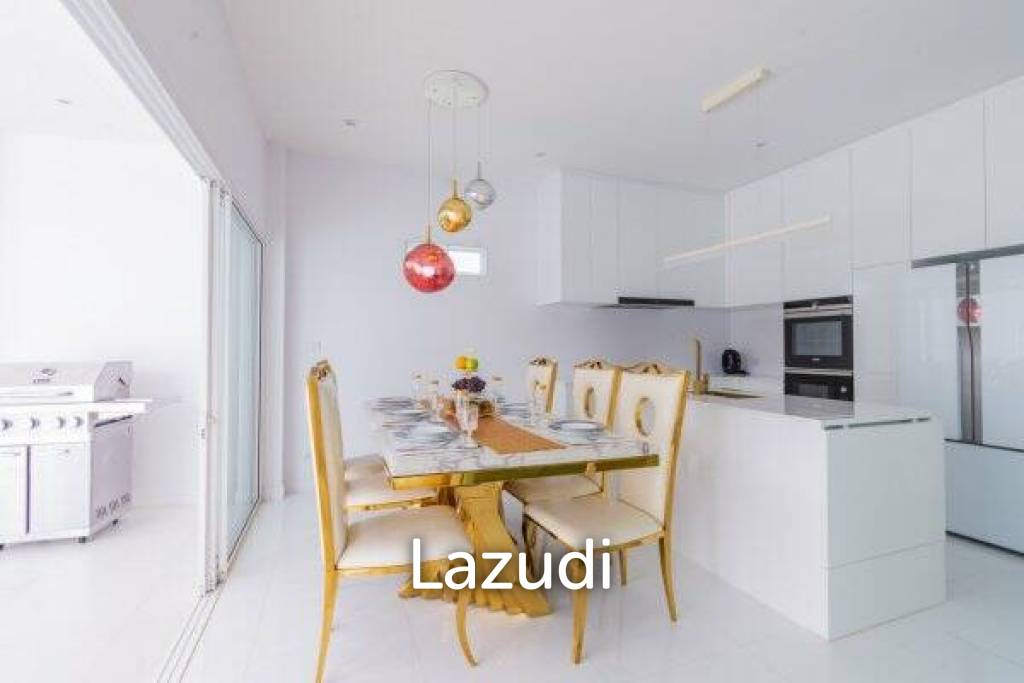 1,600 Sqm 4 Bed 4 Bath Villa For Sale