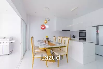 Well Designed Modern 4 Bed pool Villa on large land plot and near the beach.