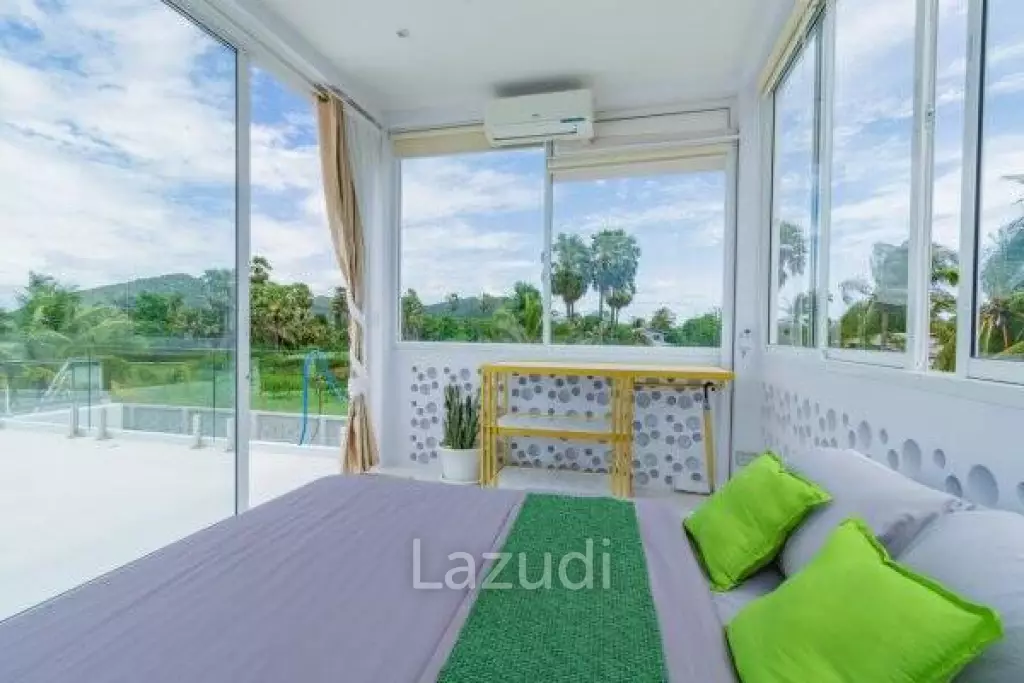 Well Designed Modern 4 Bed pool Villa on large land plot and near the beach.