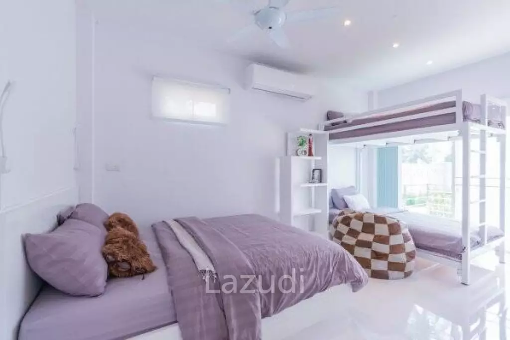 Well Designed Modern 4 Bed pool Villa on large land plot and near the beach.
