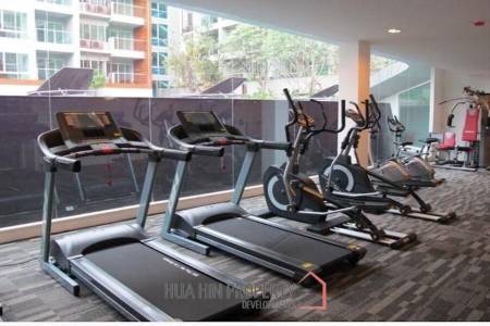 THE SEACRAZE :  Pool view 2 Bed Condo near the beach