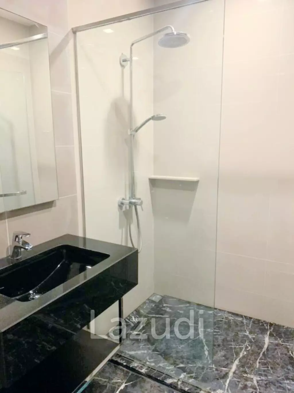 1 Bed 1 Bath 33 SQ.M Edge Sukhumvit 23