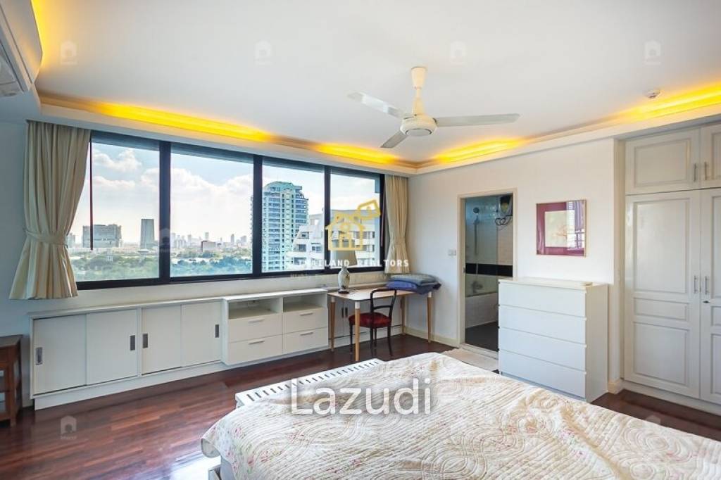 3 Bed 200 SQ.M. Sukhumvit Casa