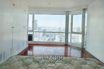 2 Bed 2 Bath 206 SQ.M. Sukhumvit Suites