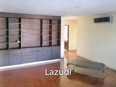 2 Bed 2 Bath 206 SQ.M. Sukhumvit Suites