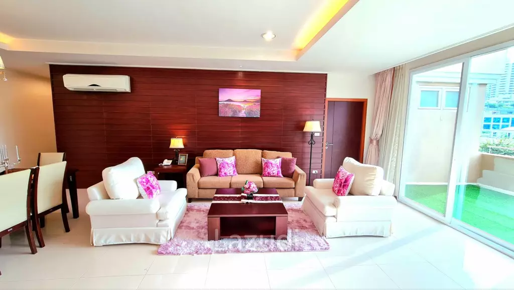 3 Bed 3 Bath 270 SQ.M Piyathip Place