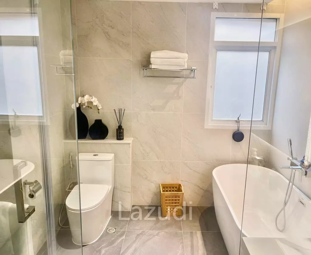 2 Bed 2 Bath 101 SQ.M The Rise Sukhumvit 39