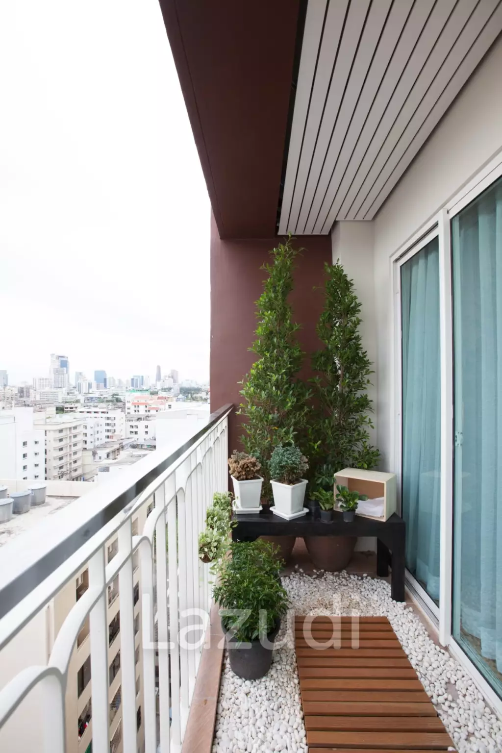 1 Bed 1 Bath 55 SQ.M. The Complete Rajprarop