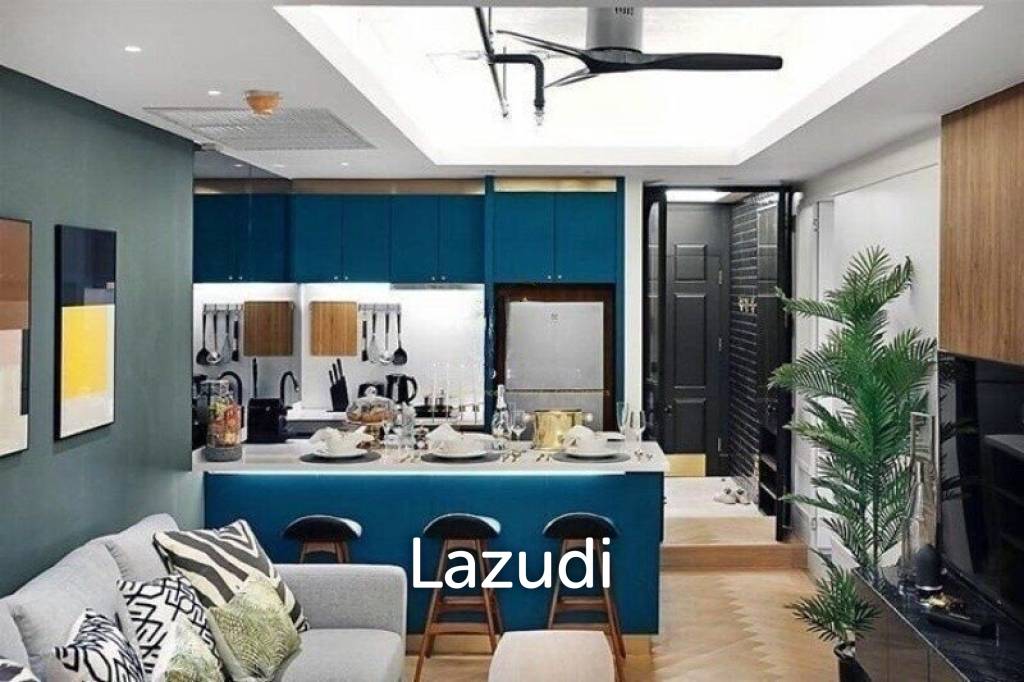 2 Bed 1 Bath 68 SQ.M. State Tower Condo