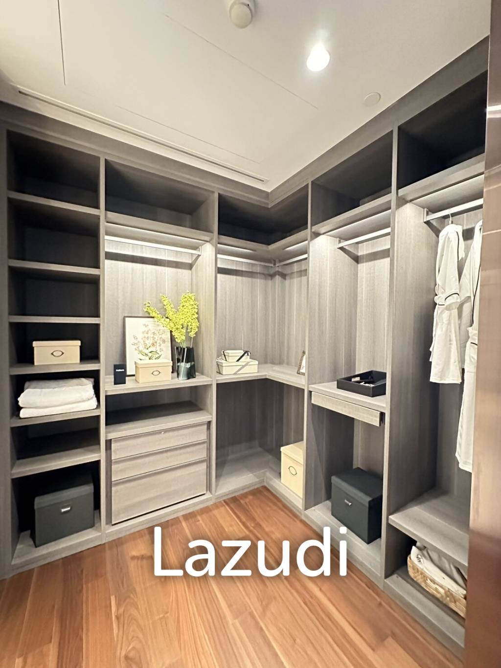 2 Bed 3 Bath 139 SQ.M The Residences at Sindhorn Kempinski