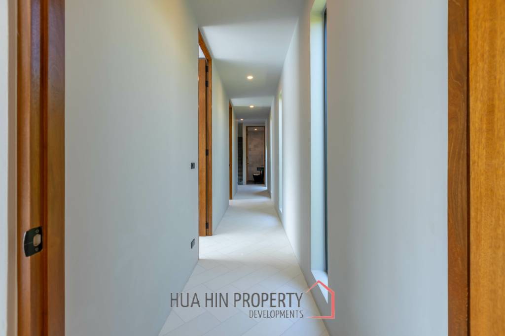 5 Bed 4 Bath 545 SQ.M Phu Montra K.Haad