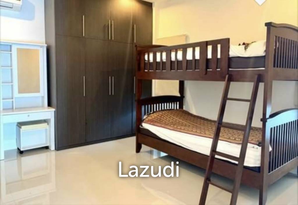 580 Sqm 6 Bed 5 Bath Villa For Sale