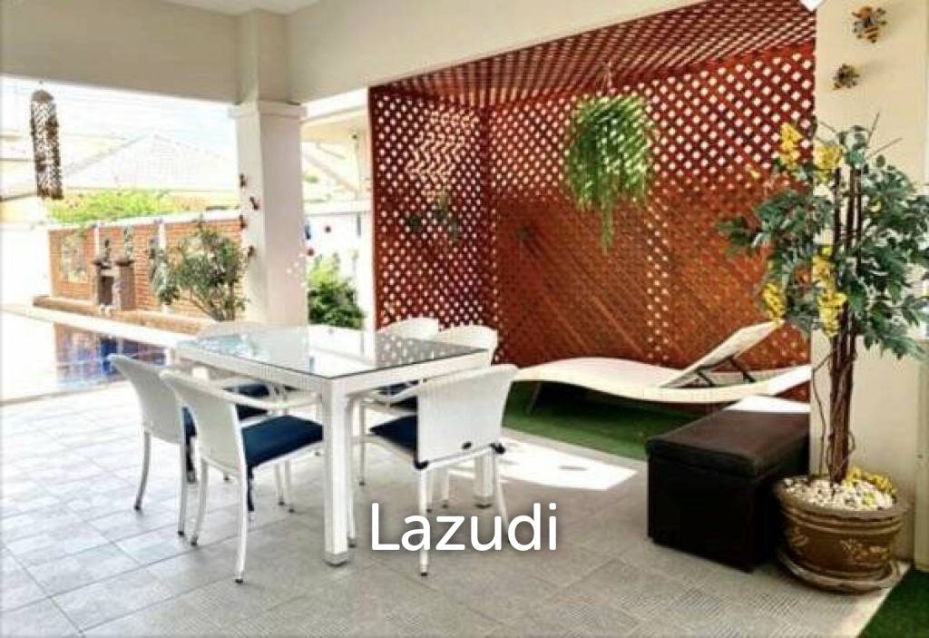 580 Sqm 6 Bed 5 Bath Villa For Sale