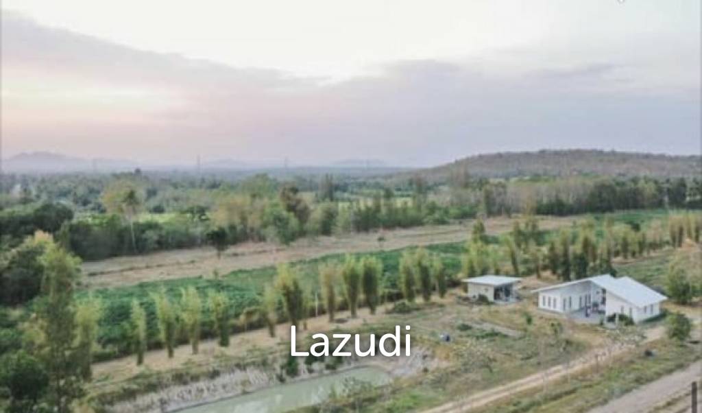 27,200 Sqm 3 Bed 2 Bath Villa For Sale